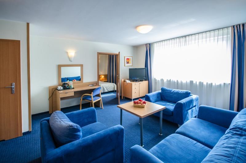 Hotel Wilanow Warszawa By Desilva Eksteriør bilde